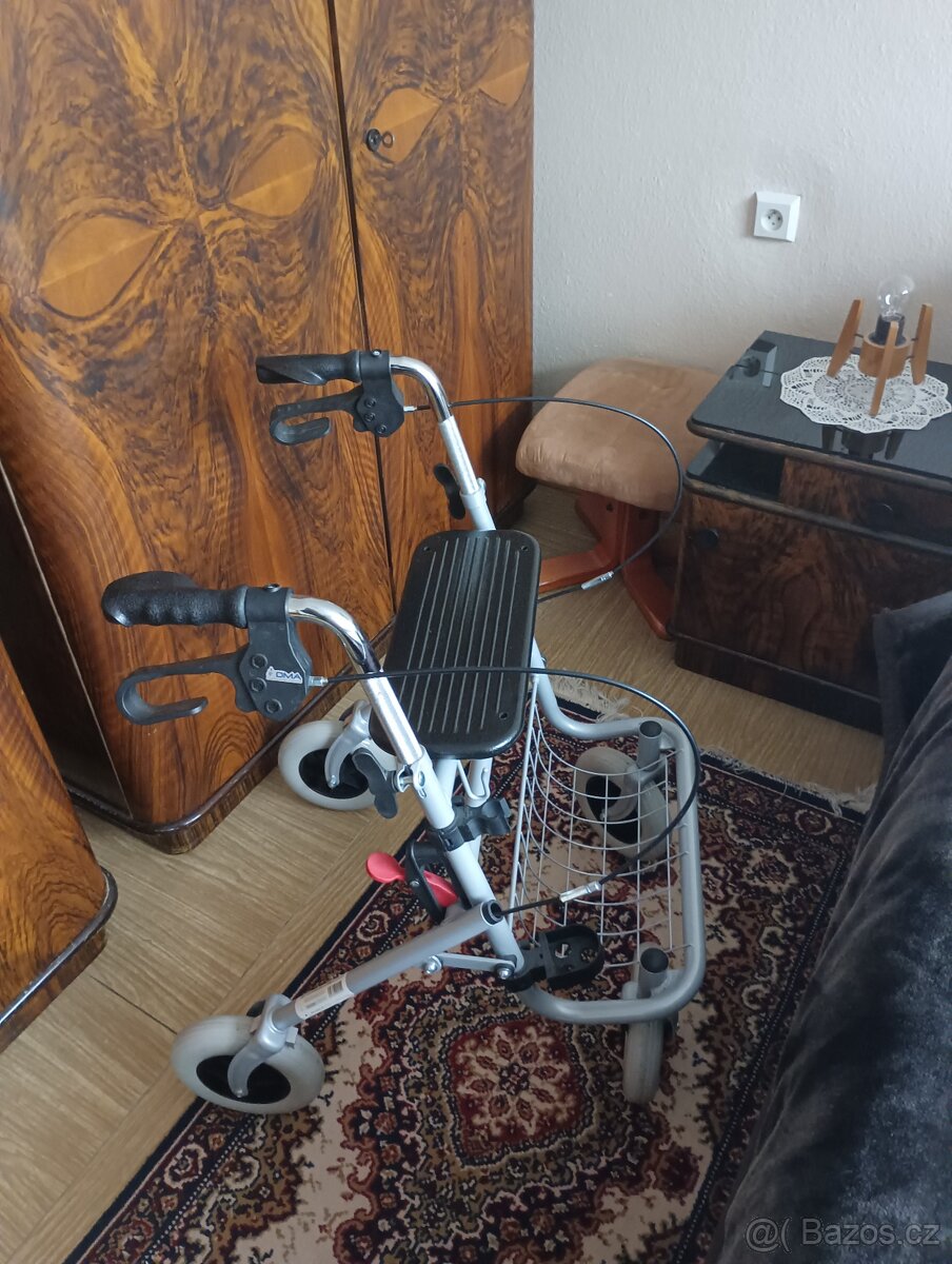 Chodítko pro seniory
