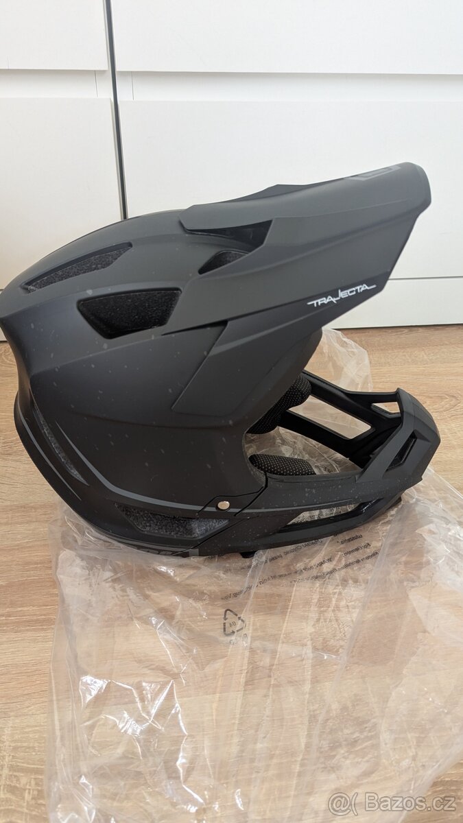 MTB helma 100% Trajecta + brýle - velikost M, NOVÁ