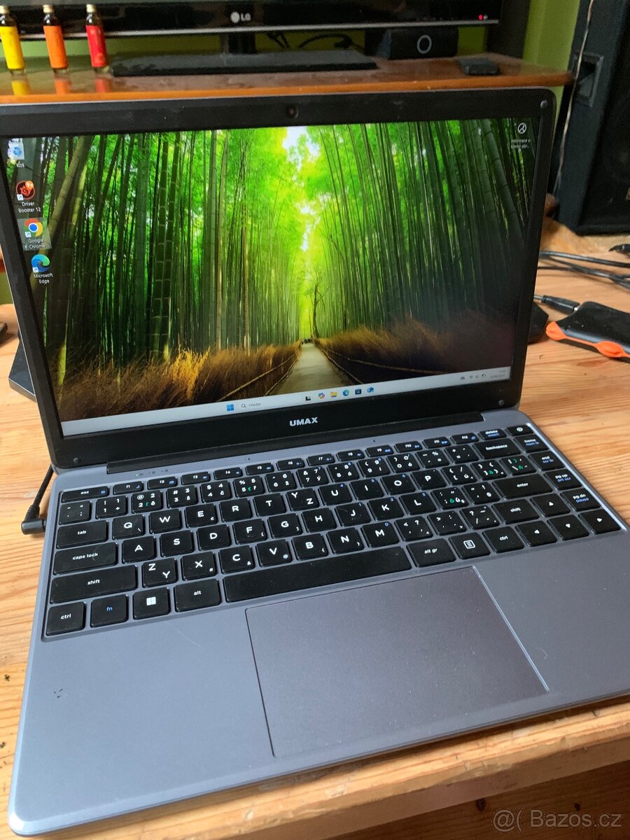 Notebook Umax Visionbook 14wrx