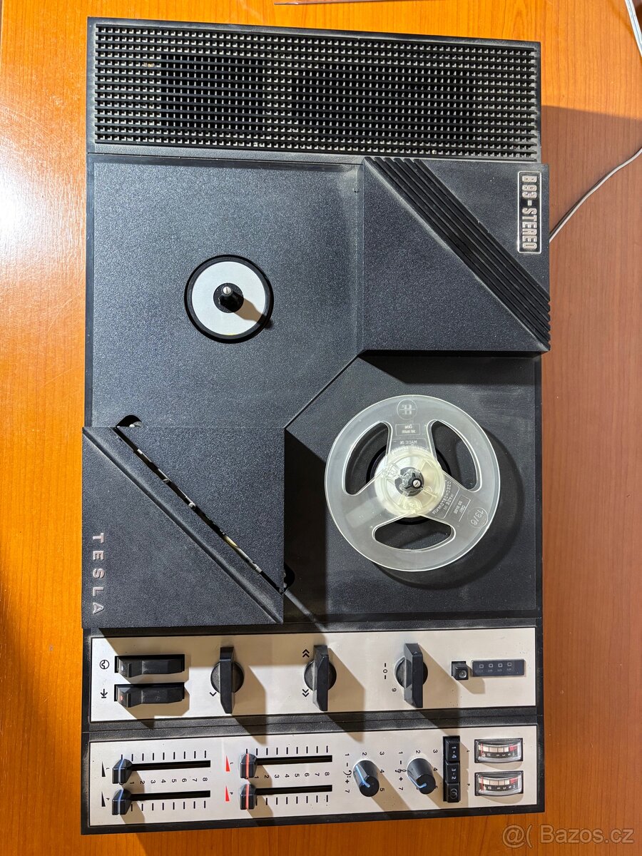 Magnetofon tesla B93 - stereo