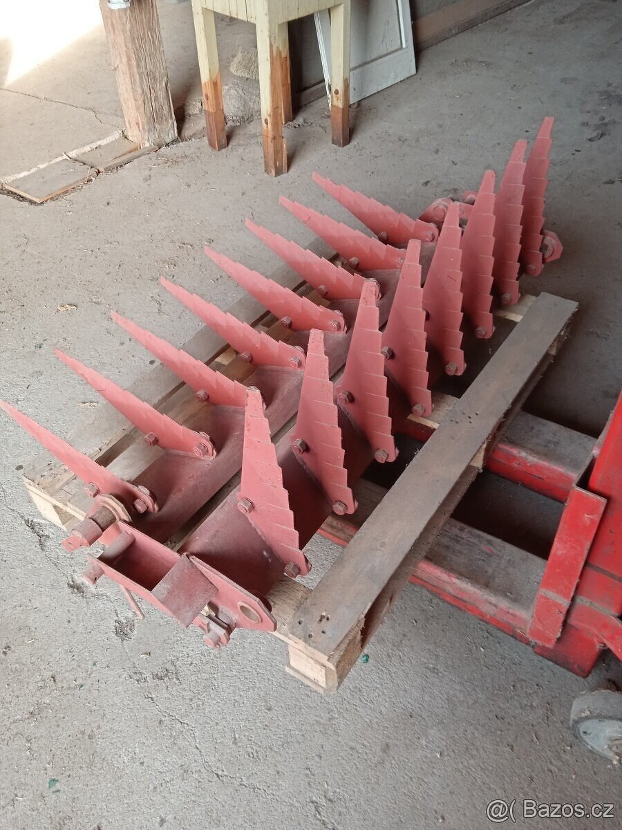 Řezání na sběrací vůz