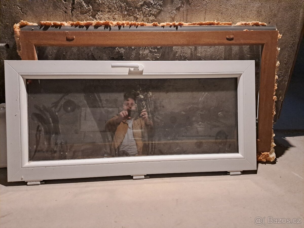 Prodám plastové okno