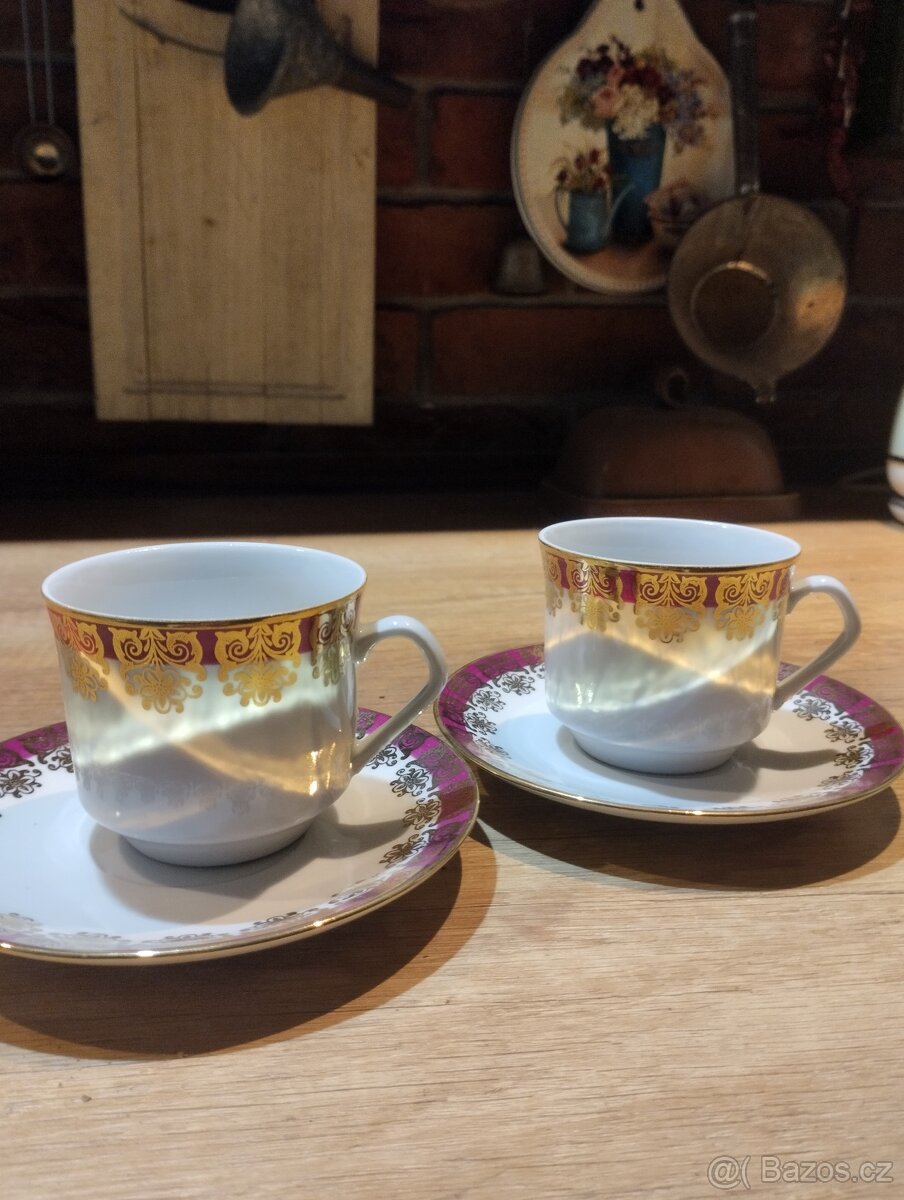 2 šálky s podšálkem