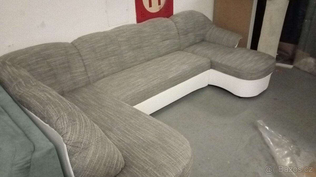 Nová Sedací souprava do tvaru U