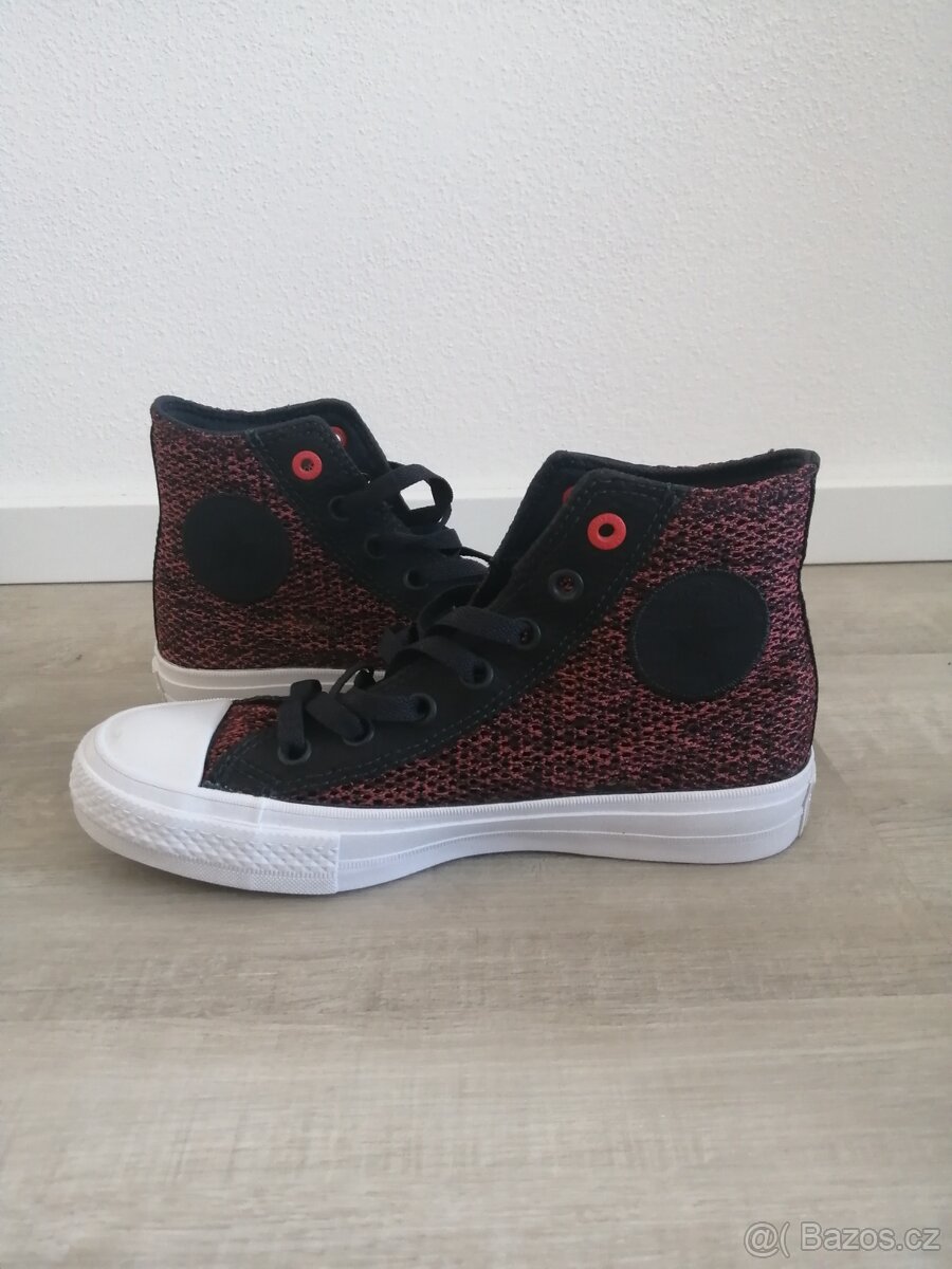 Nenošené dámské Converse vel. 37.5
