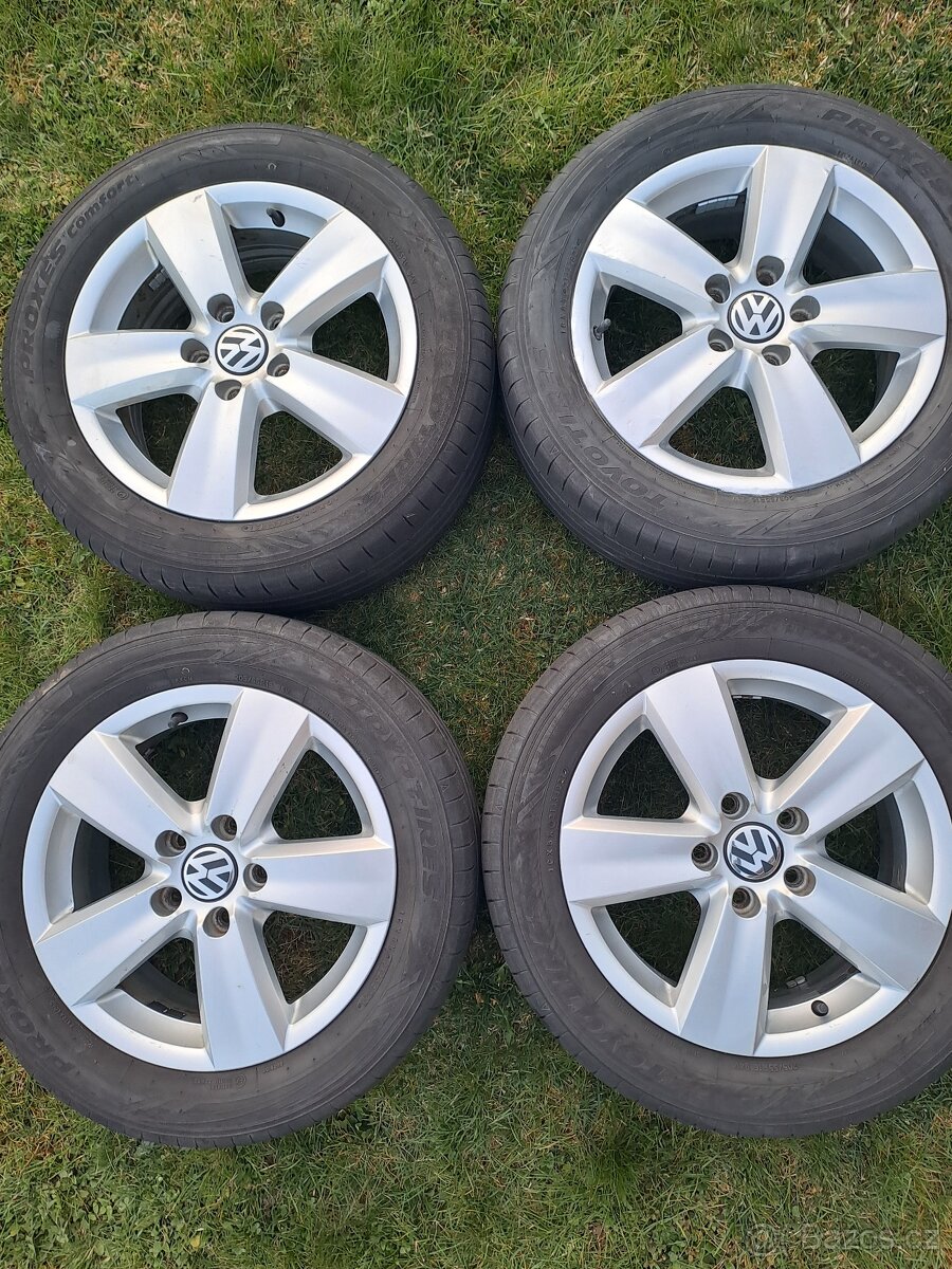 Alu kola originál VW 5x112, letní pneu 205/55 r16