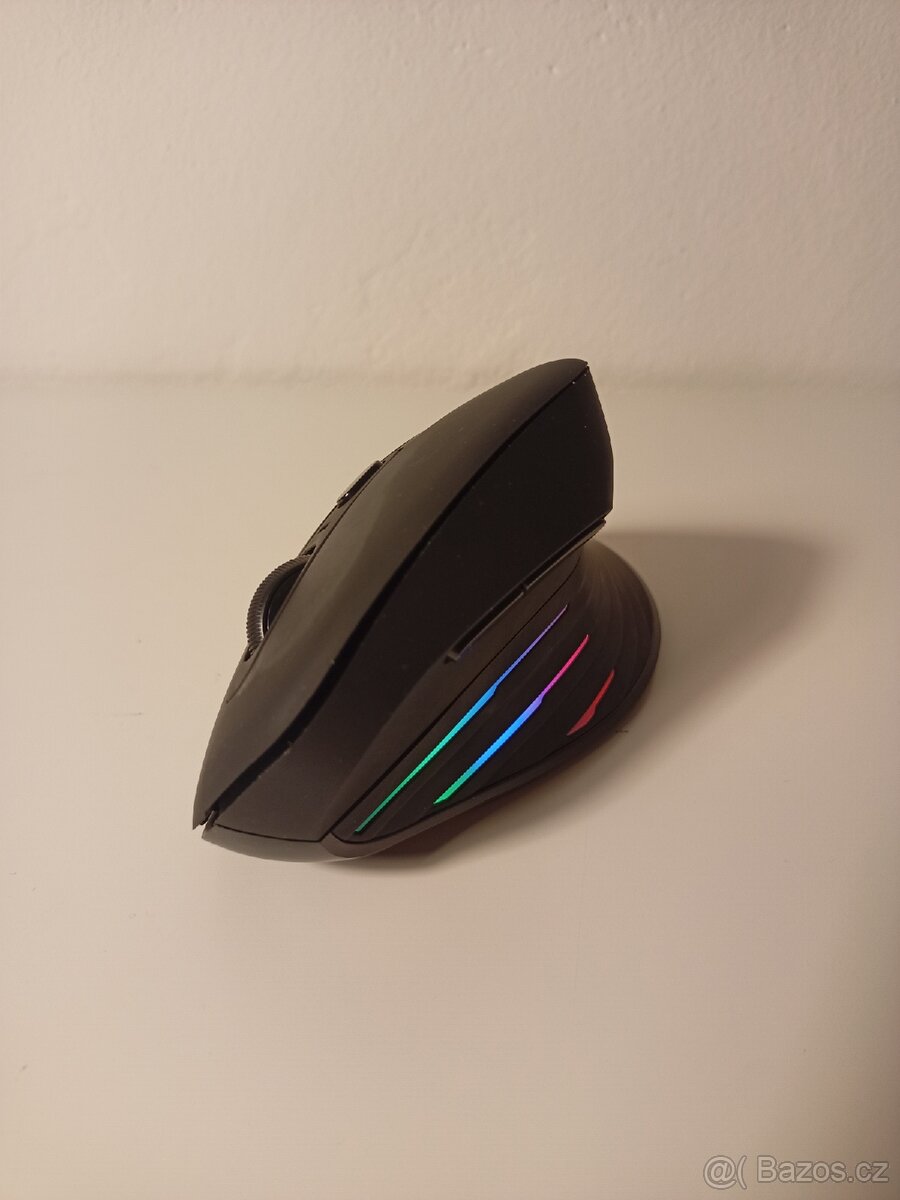 Prodám ergonomickou vertikální myš Eternico MV400