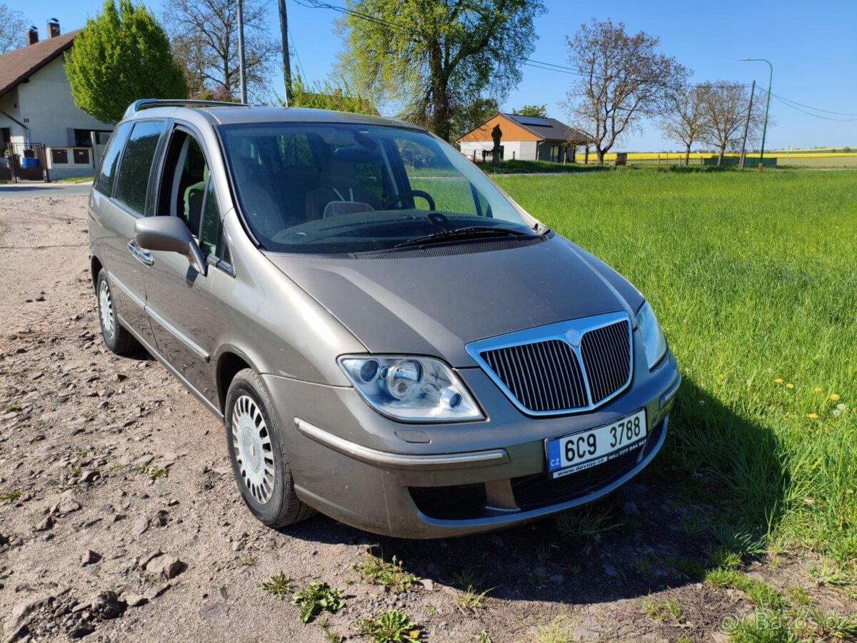Lancia Phedra Rok 2006 79kw motor RHM