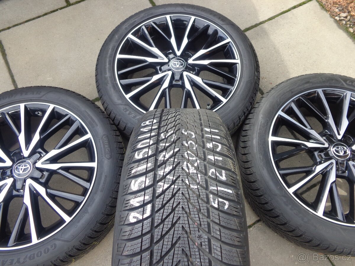 5x114,3 R18 original Toyota Yaris Cross zimna sada s TPMS