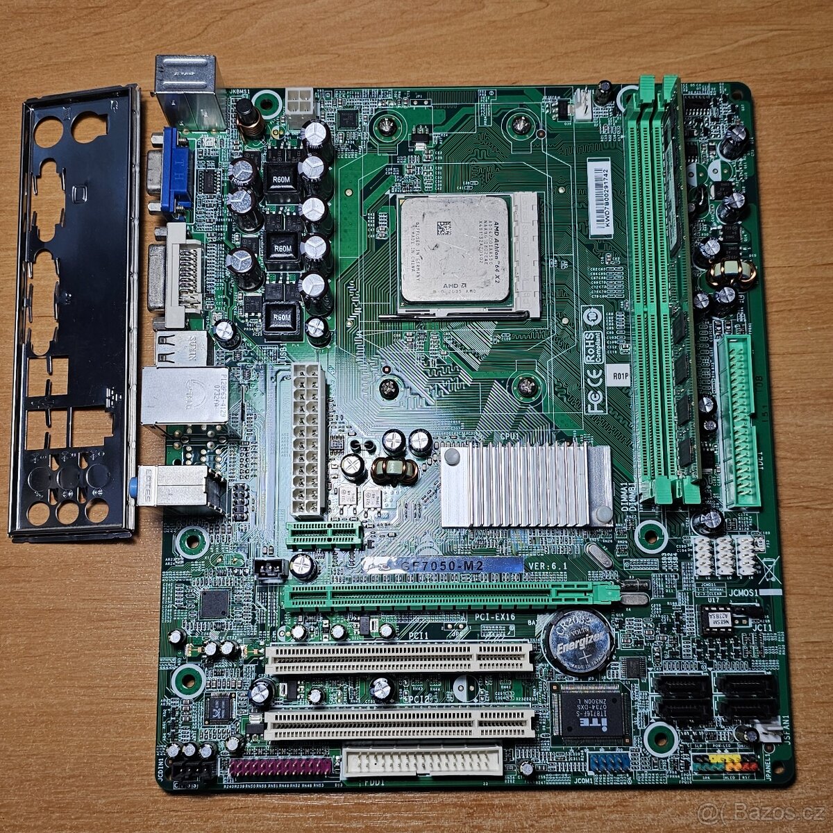 SET: Základní deska + AMD Athlon 64 X2 4200 + 1GB RAM
