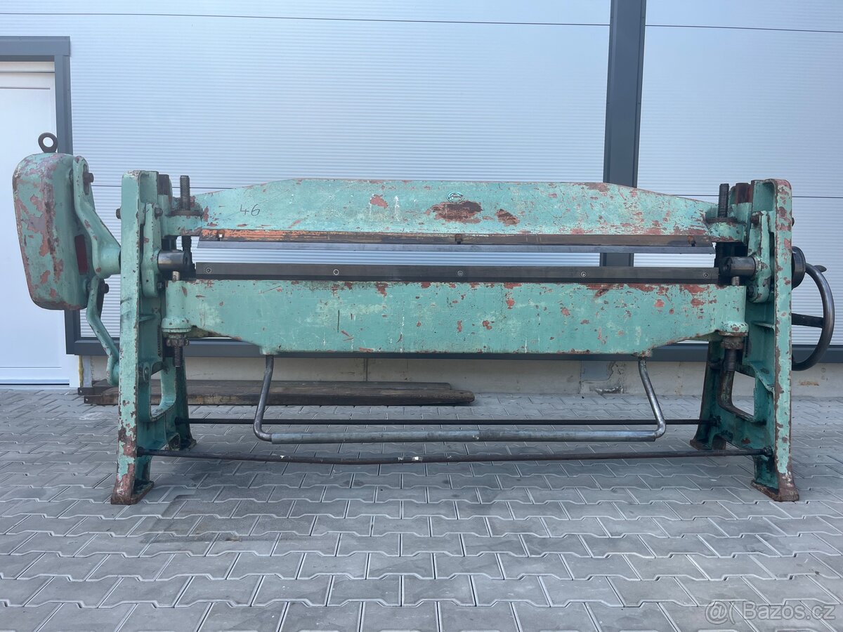 Ruční ohýbačka XK 2000/2A