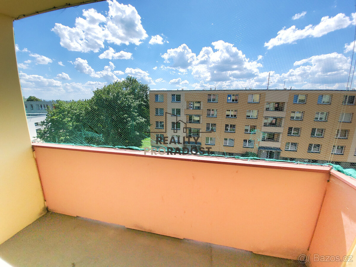 Pronájem bytu 1+1 35 m2 ,lodžie