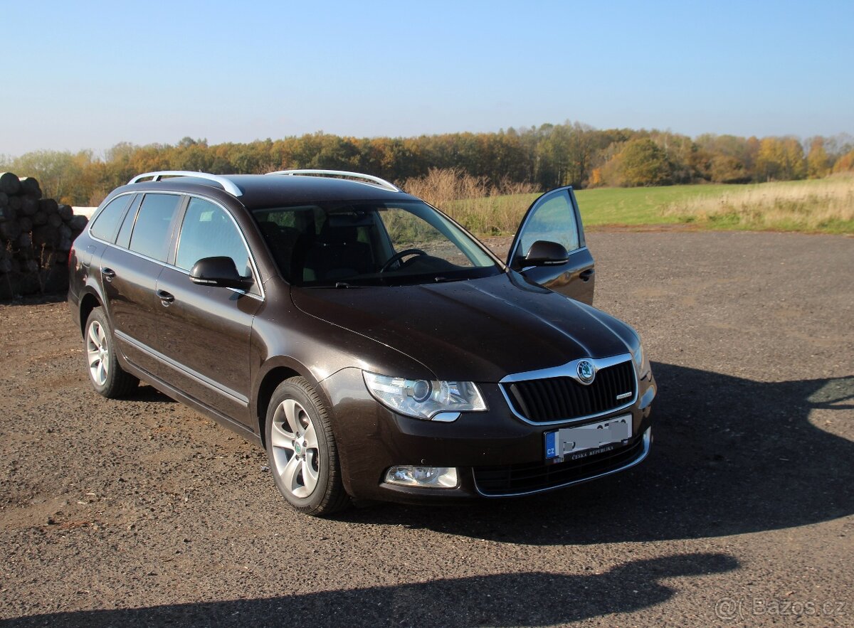 Škoda Superb 1,6 TDi GreenLine 77KW Combi