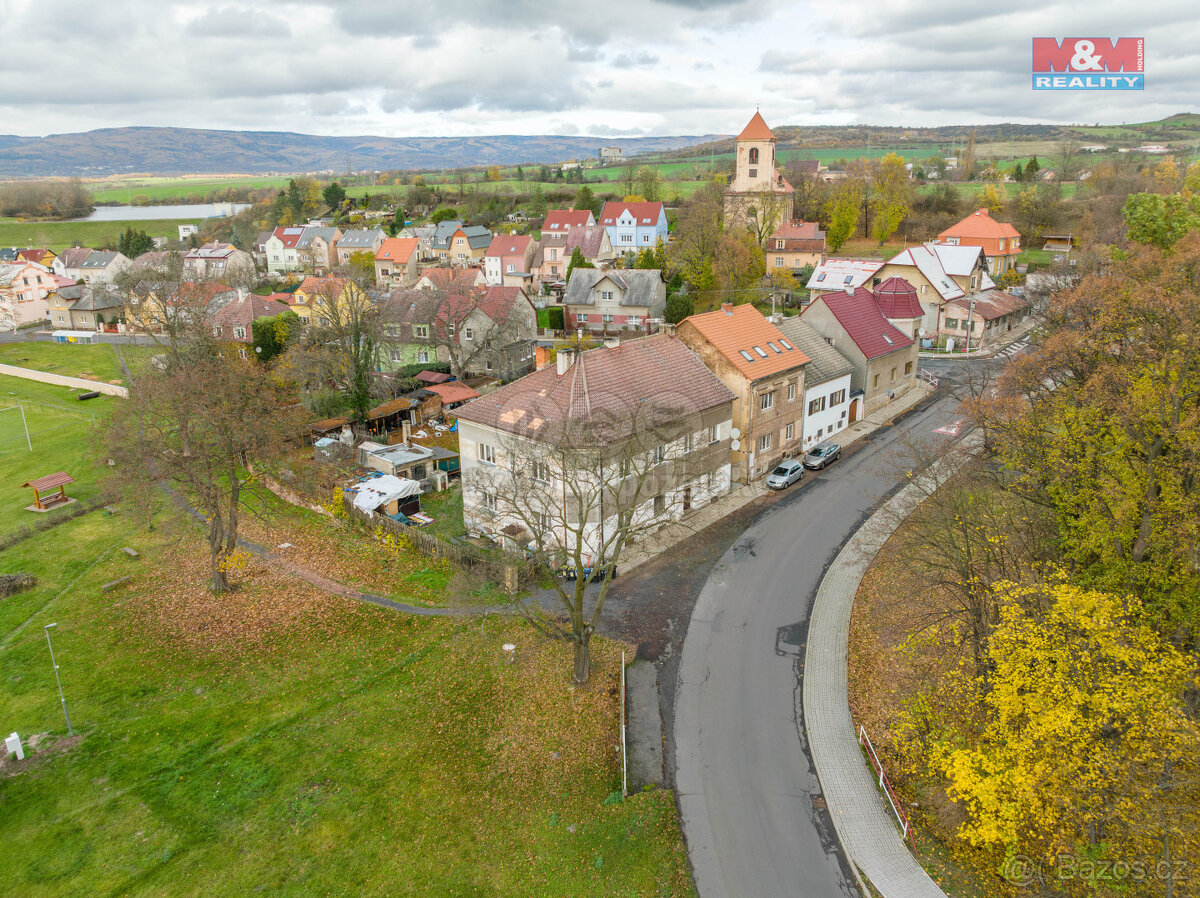 Prodej nájemního domu v Zabrušanech