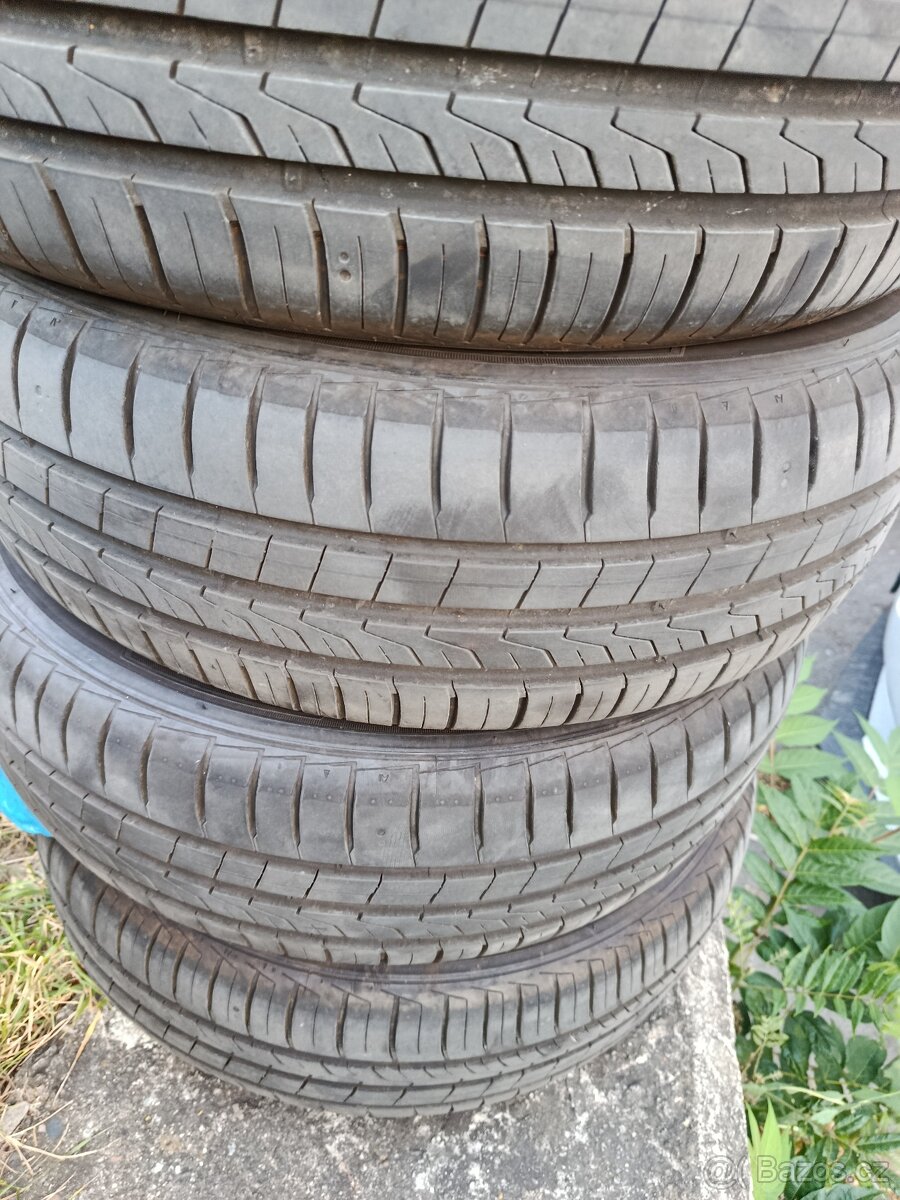 Hankook Kinergy ECO 2 R15