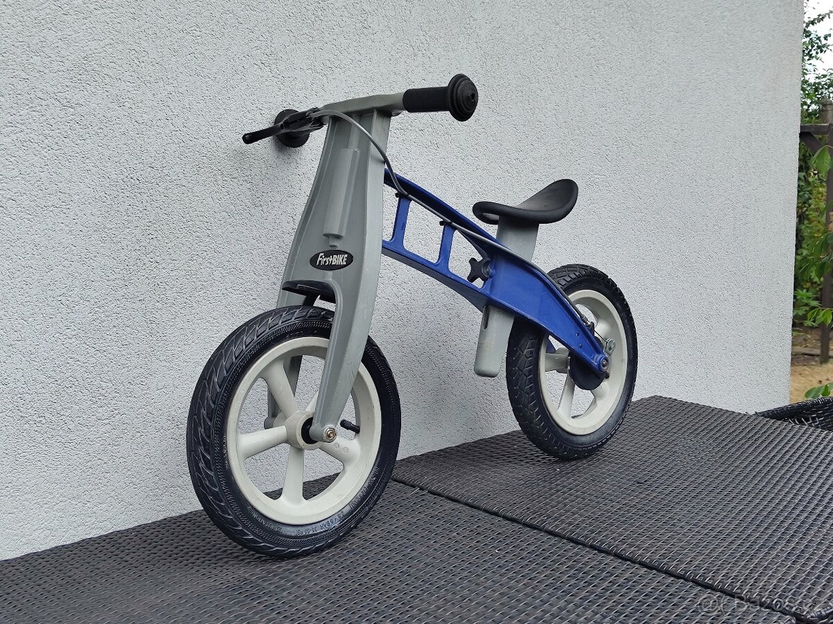 First bike SERVIS Tmavě modrý