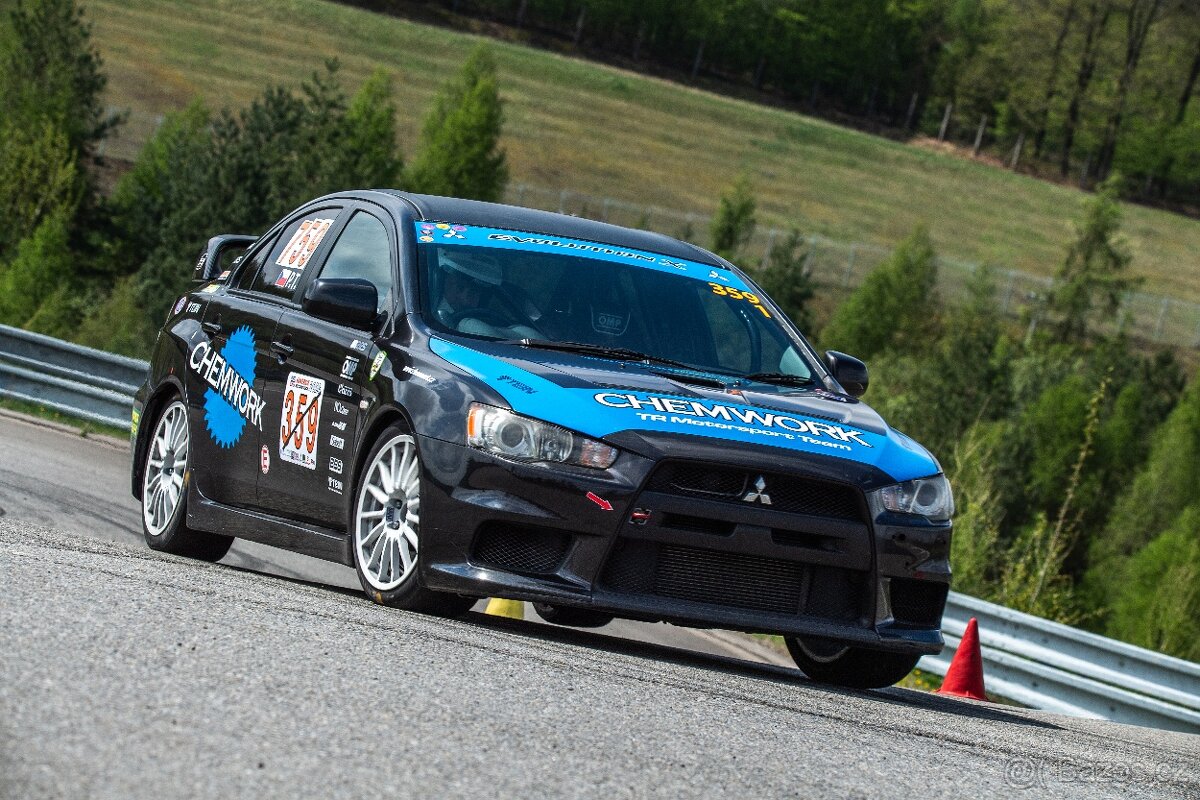 Mitsubishi Lancer EVO X - RHD Race