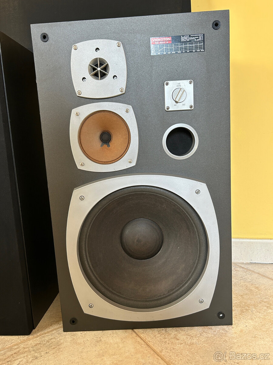 Reprosústava VIDEOTON DC 3011A vo výbornom stave