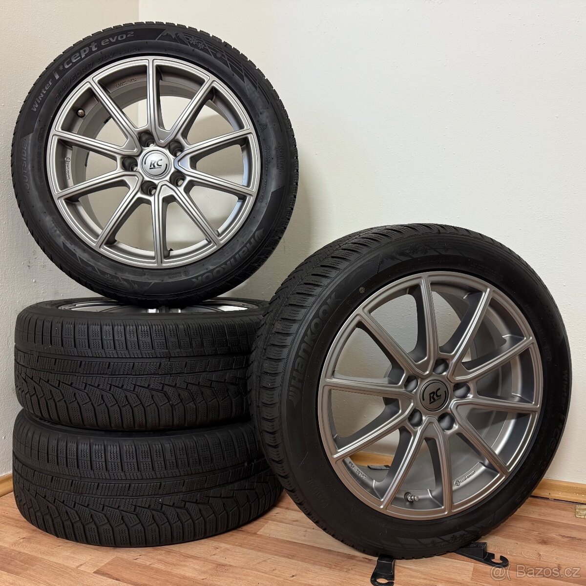 AUDI A4 B9 / A5 8T 5x112 R17 ET29+ZIMNÍ 225/50R17 5mm