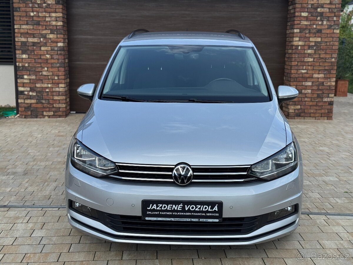 Volkswagen Touran 2.0tdi,rok výroby 2021, SVK Pôvod