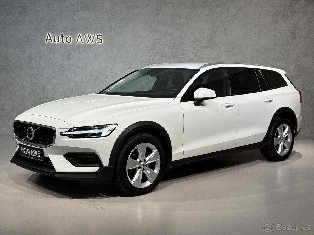 Volvo V60 2.0 B4 AWD Cross Country LED Kamera