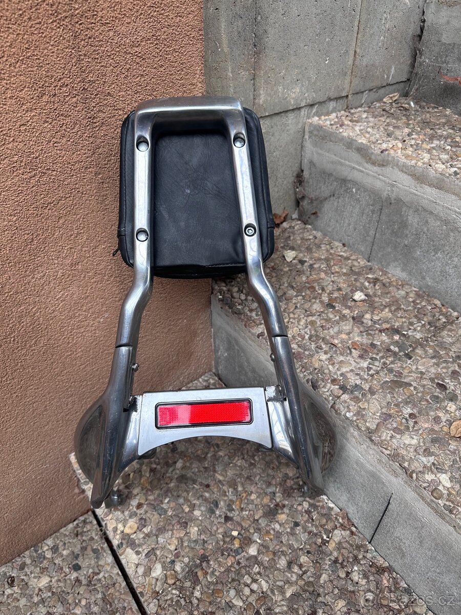 Yamaha Vmax 1200 opěrka