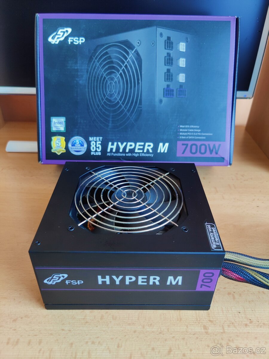 FSP Fortron Hyper M 700 ( Modulární )