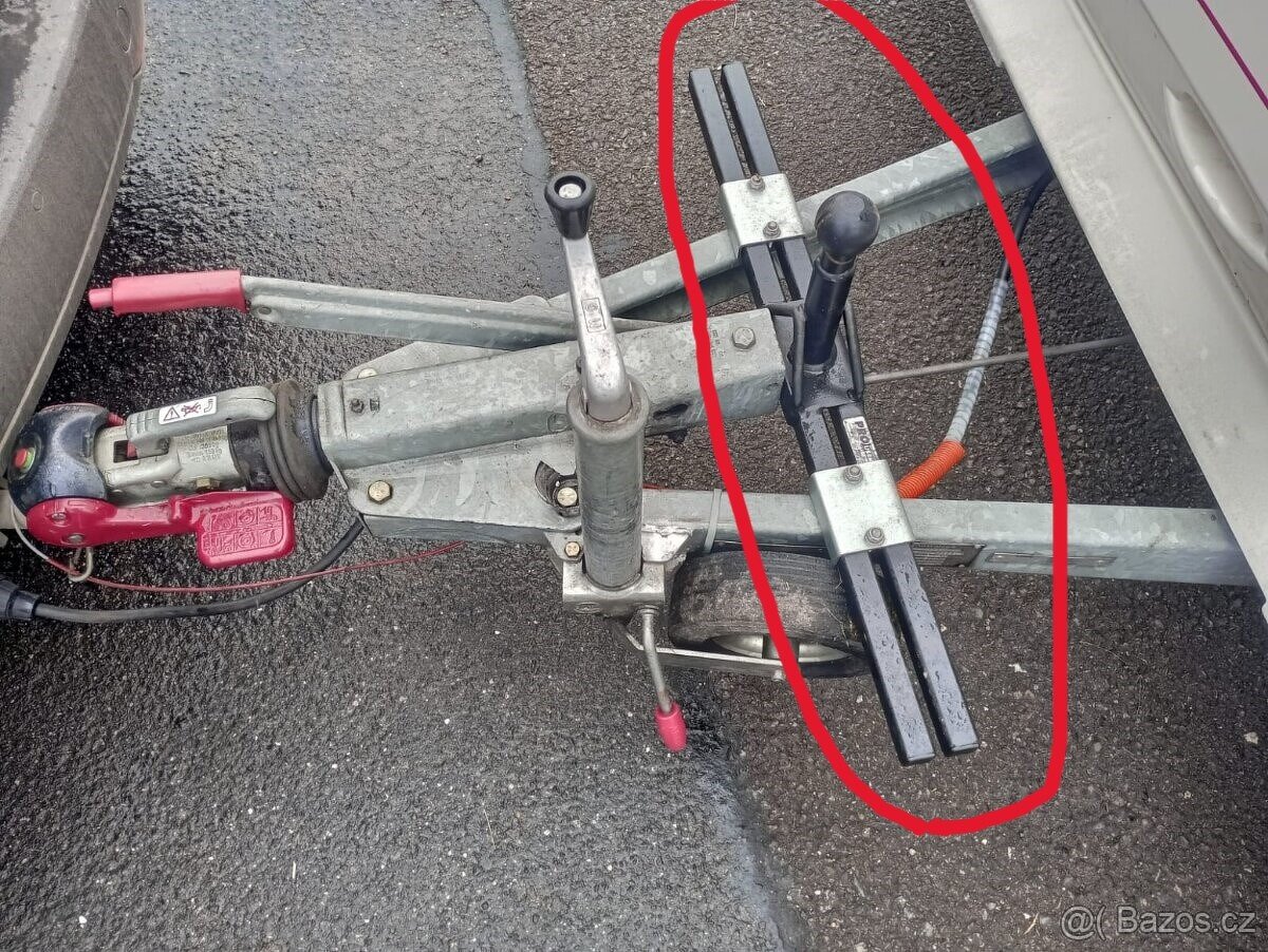 Koule Eufab pro držák kola na oj karavanu