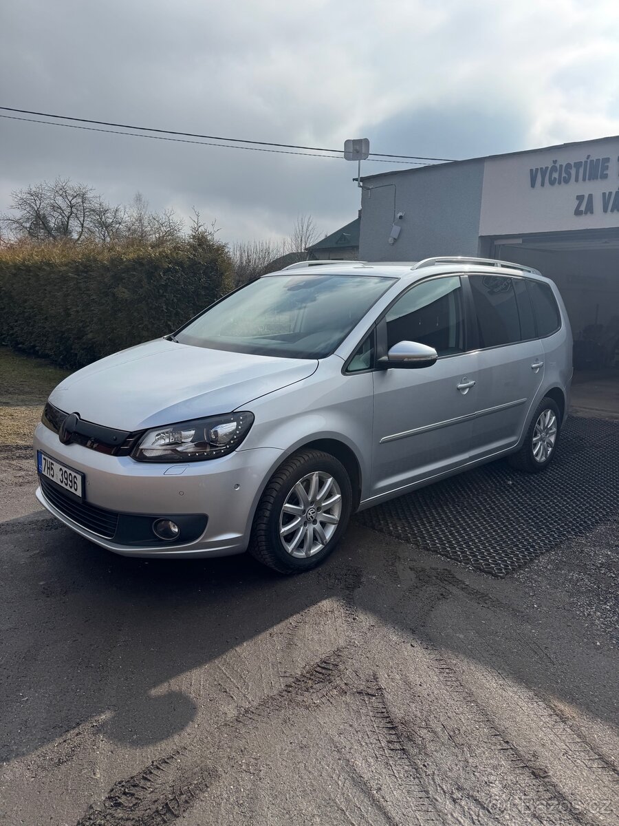VW Touran 2.0 TDI DSG 2014 130 kW
