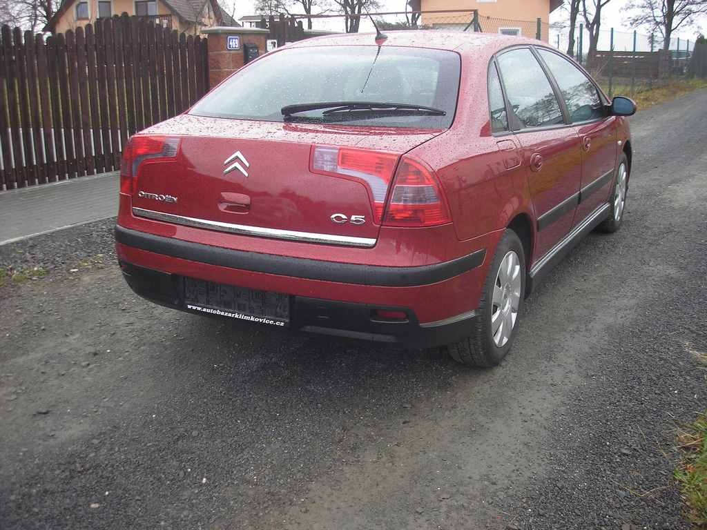 Citroen C5 liftback (2005-2008) tyto náhradní díly: