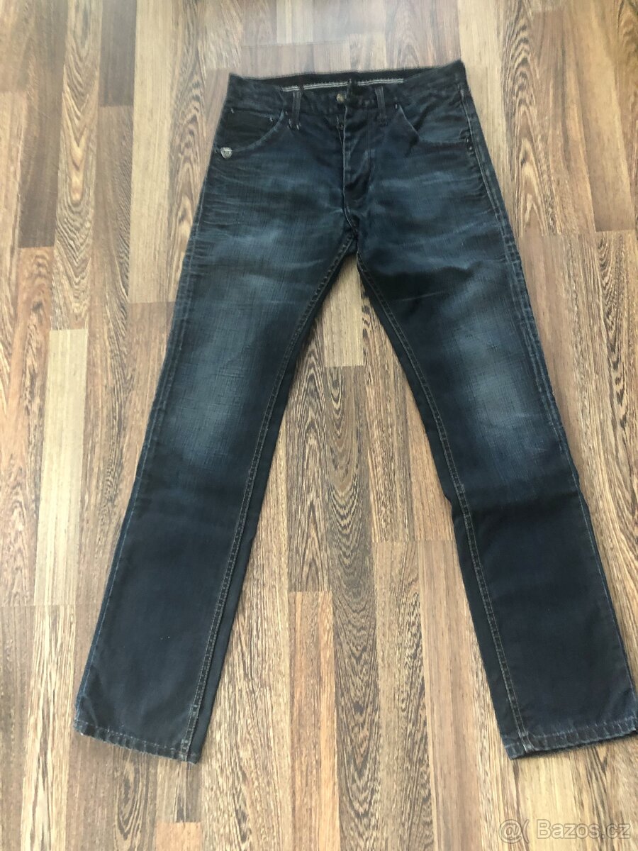 Nové džíny Pepe jeans