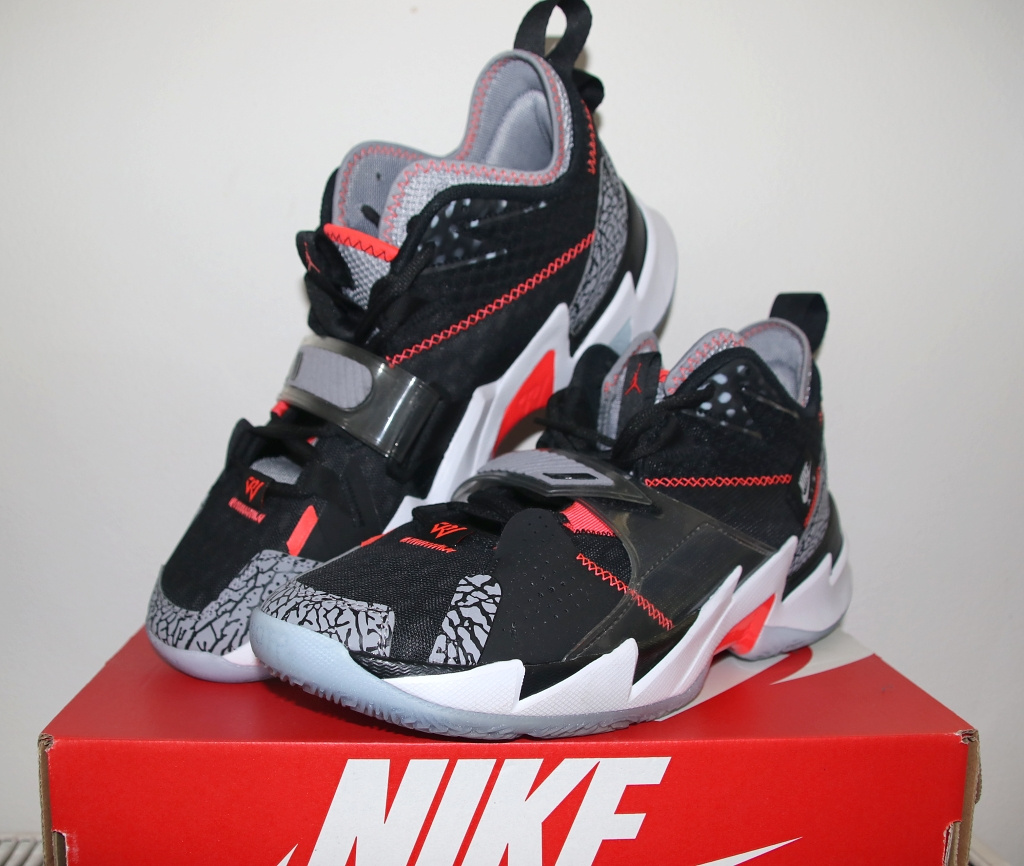 VÝPRODEJ NIKE: AIR JORDAN VEL 46