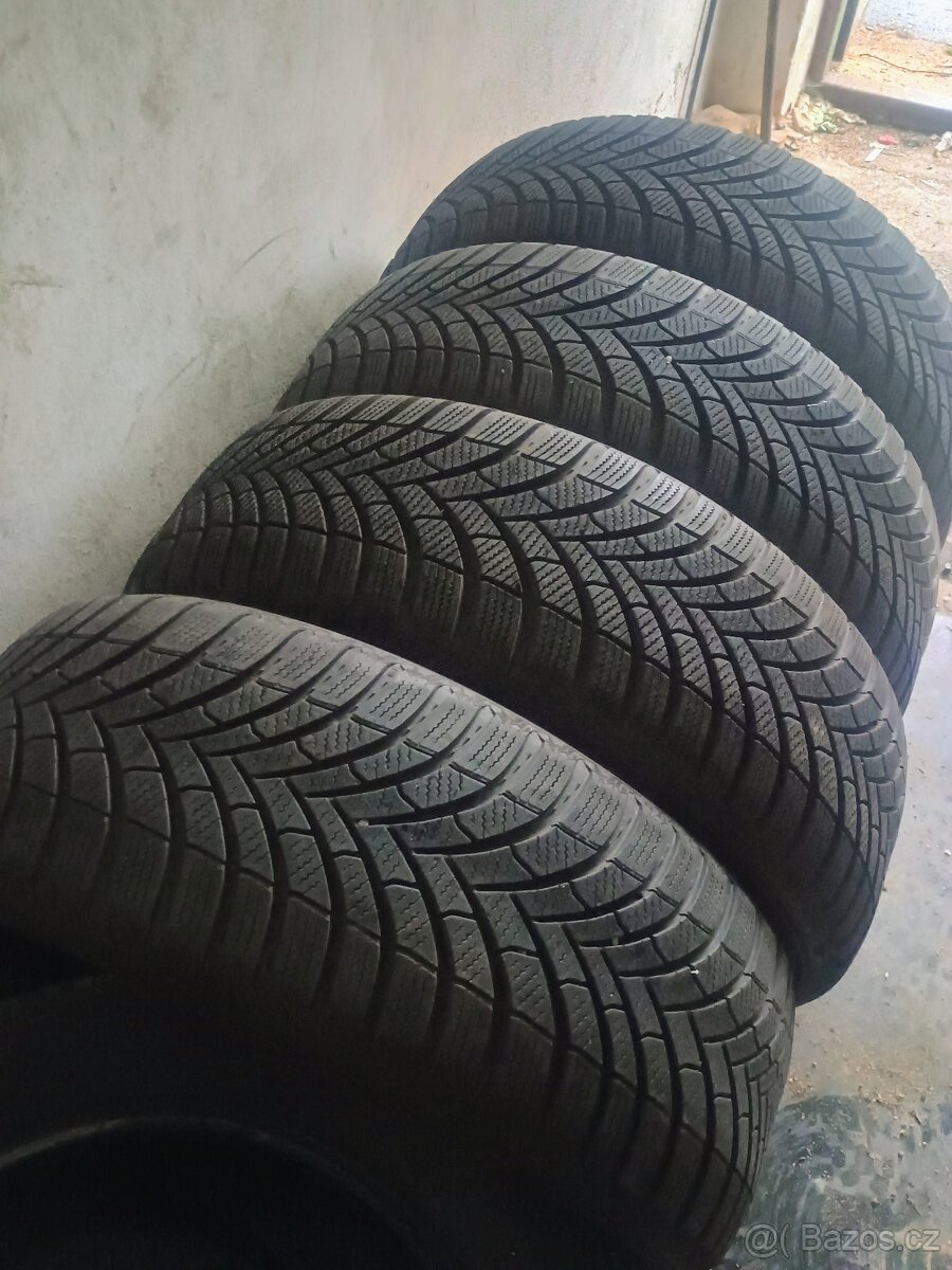Zimní sada pneu Semperit 205/55 r17