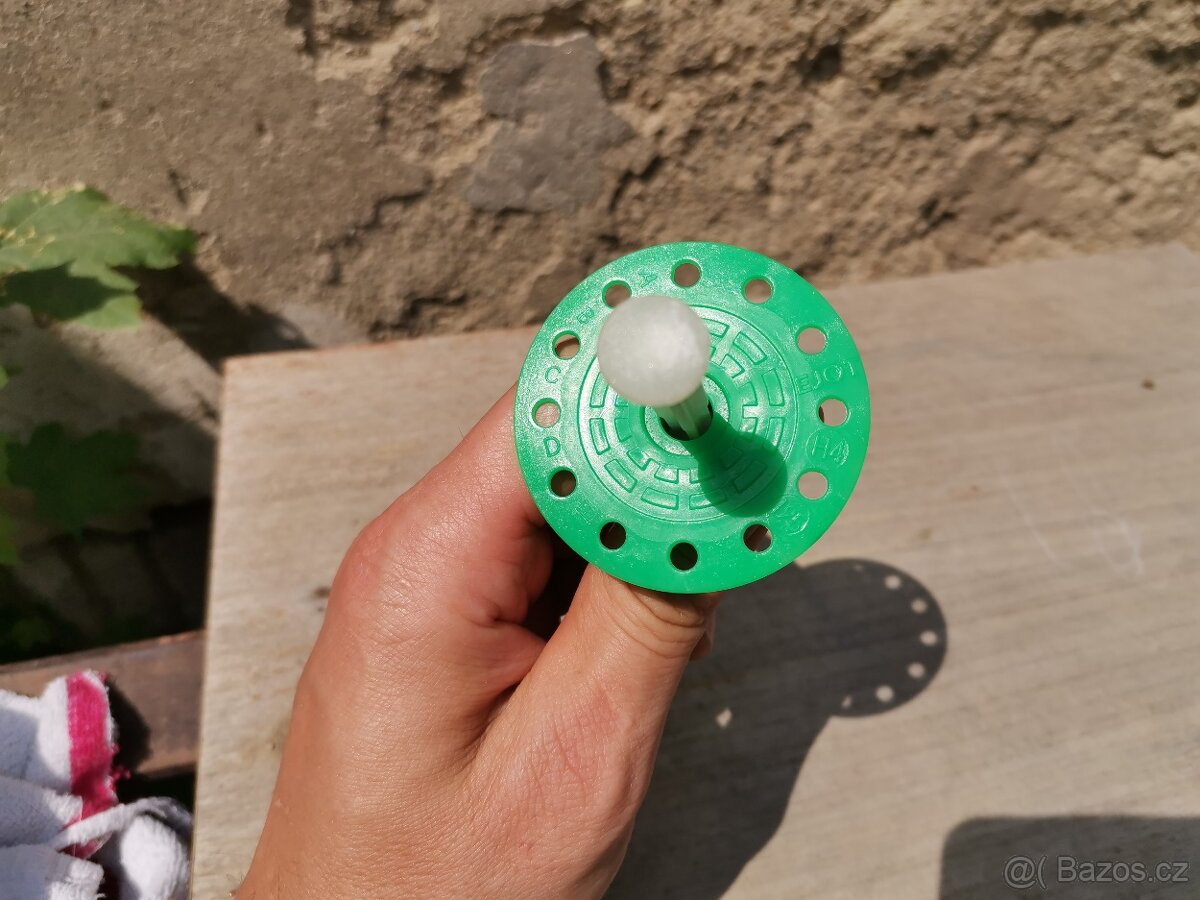 TALÍŘOVÁ zatloukací hmoždinka - Ejot H4 eco 195