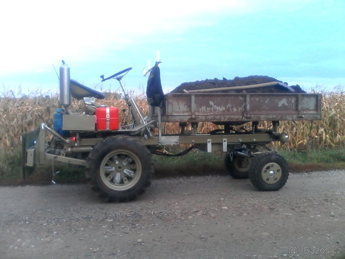 traktor nářaďový malotraktor s korbou