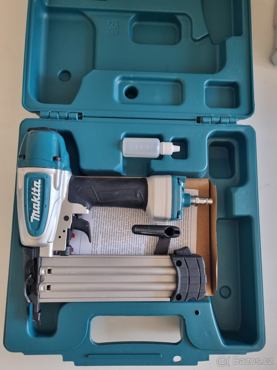 Hřebíkovačka MAKITA AF506