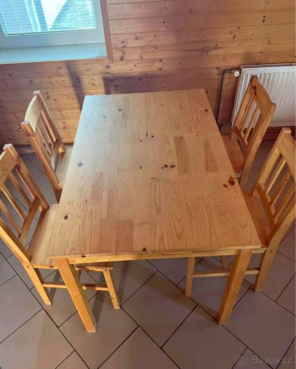 DOVOZ MOŽNÝ jídelní set - stůl a 4 židle