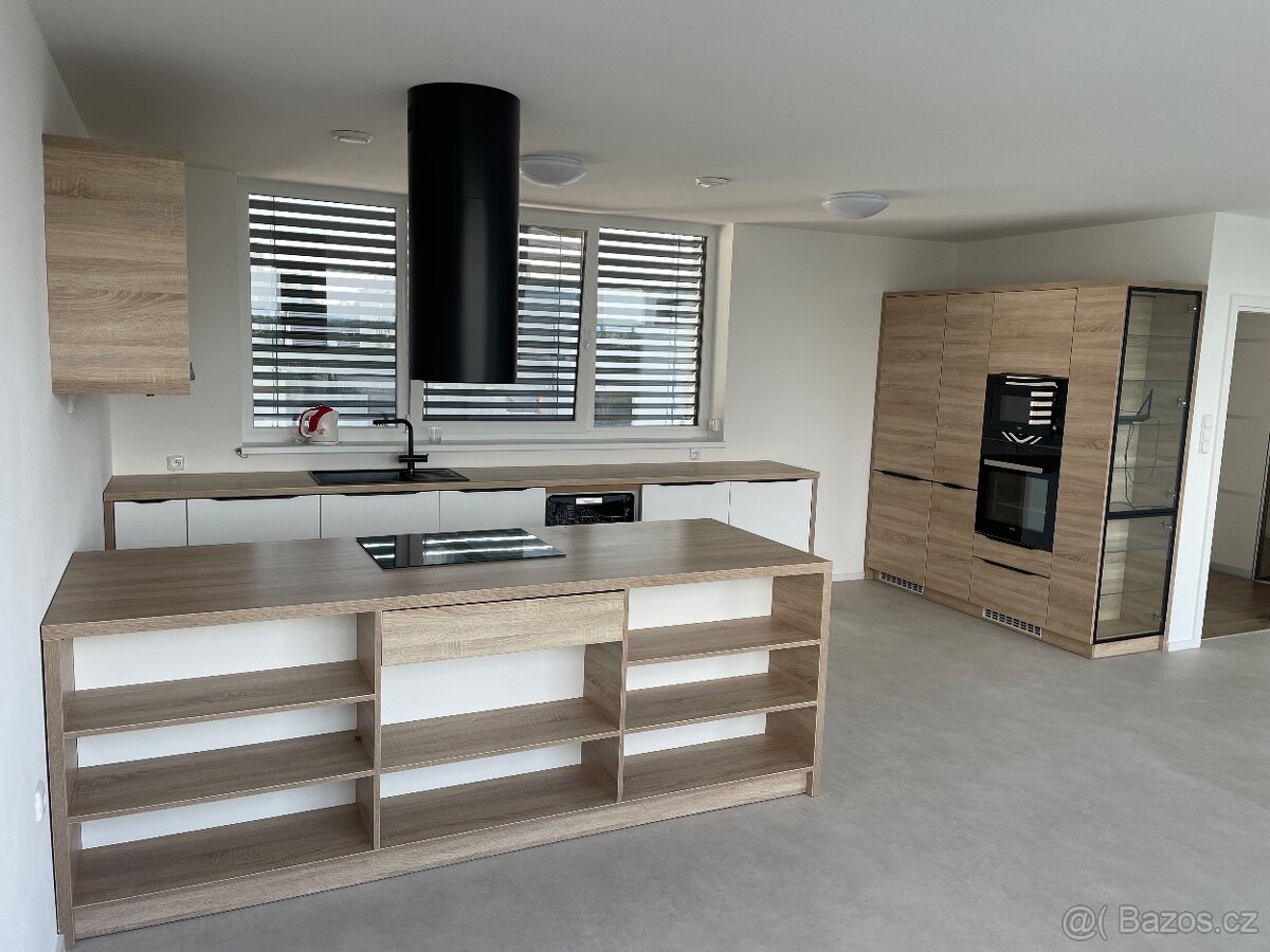 Pronájem velkorysého 3+kk na Klafaru 92 m2