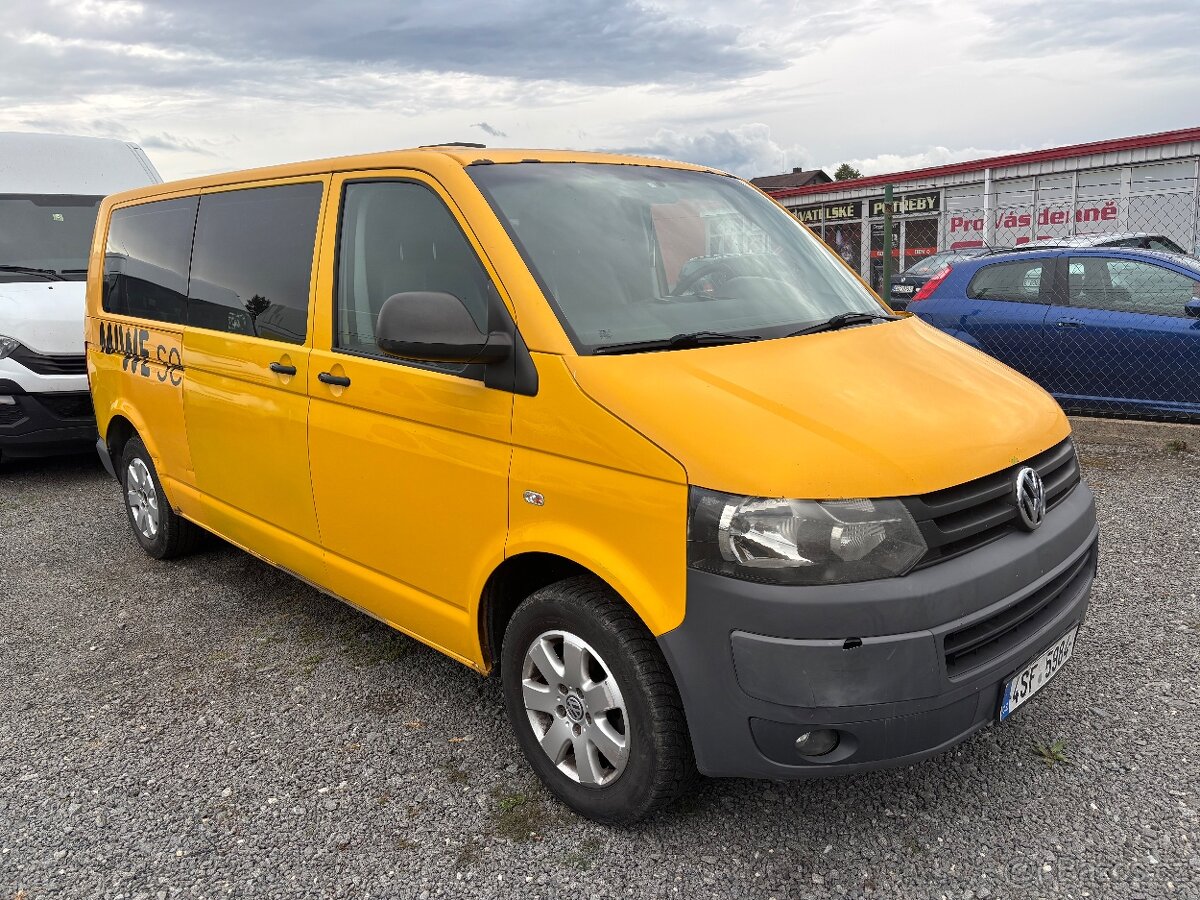 Vw transporter T5 Long verze 2.0tdi 103kw 9/2010