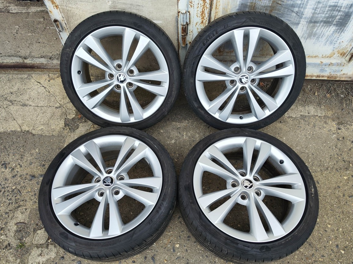 18"letní alu sada Neptune 5x112 origo Škoda Octavia 2 RS