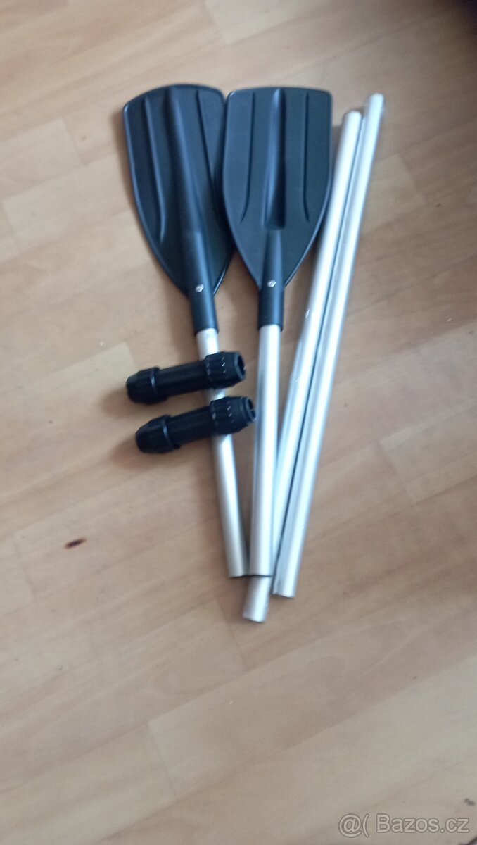 Nafukovací člun SEAHAWK 4 s motorem