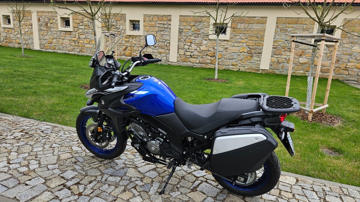 Originální kufry Suzuki V-Strom 650 v Top stavu.