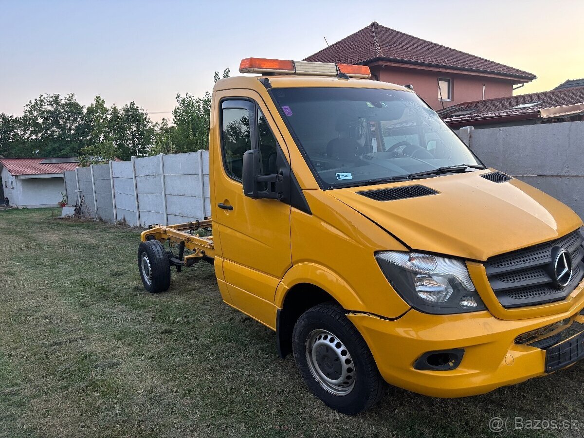 Kupim  mercedes sprinter 3.0 v6