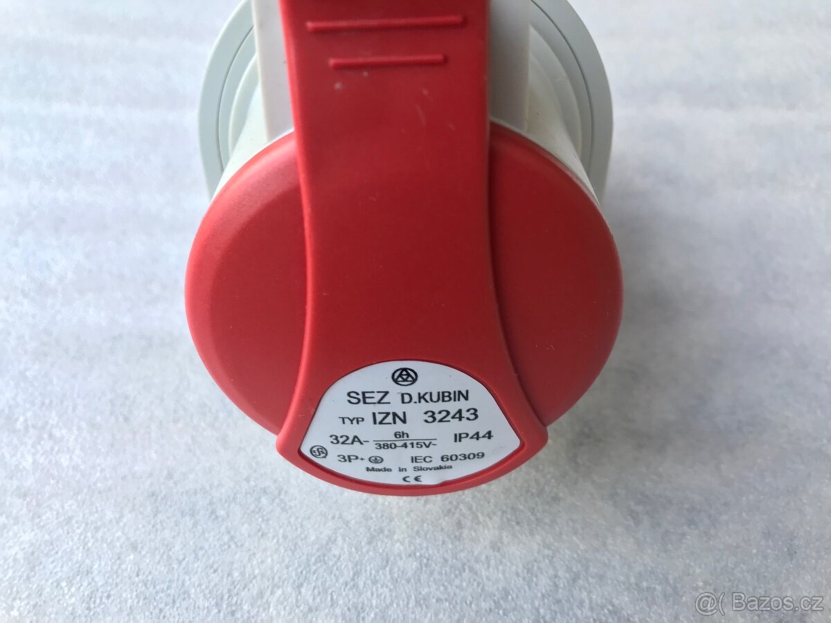 3 fazová zásuvka, 4 kolík, SEZ D. Kubín