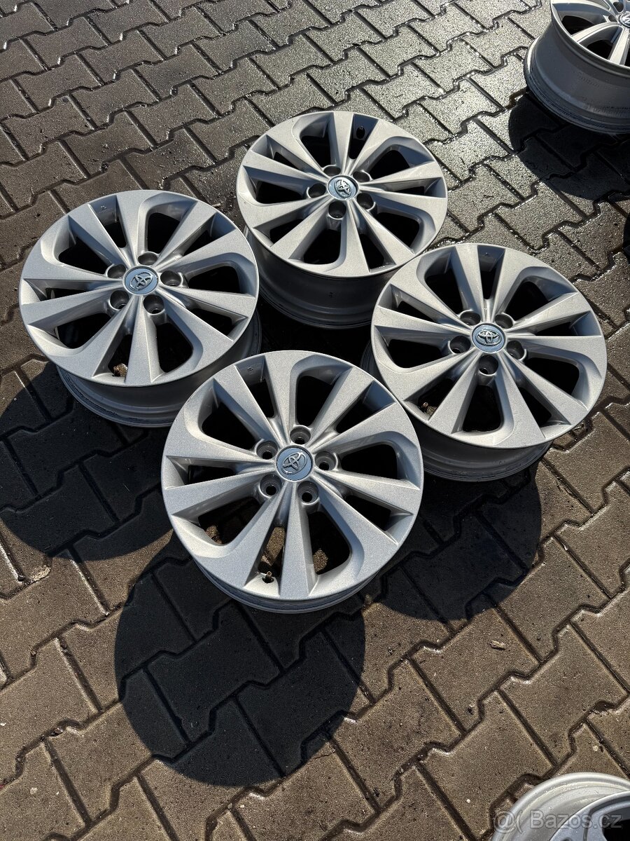Alu Toyota 5x114,3r17 7J ET 50