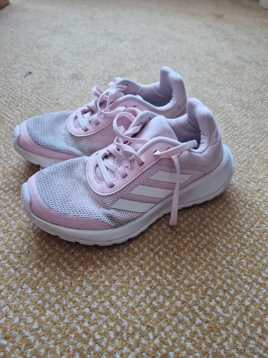 Botasky ADIDAS vel.35