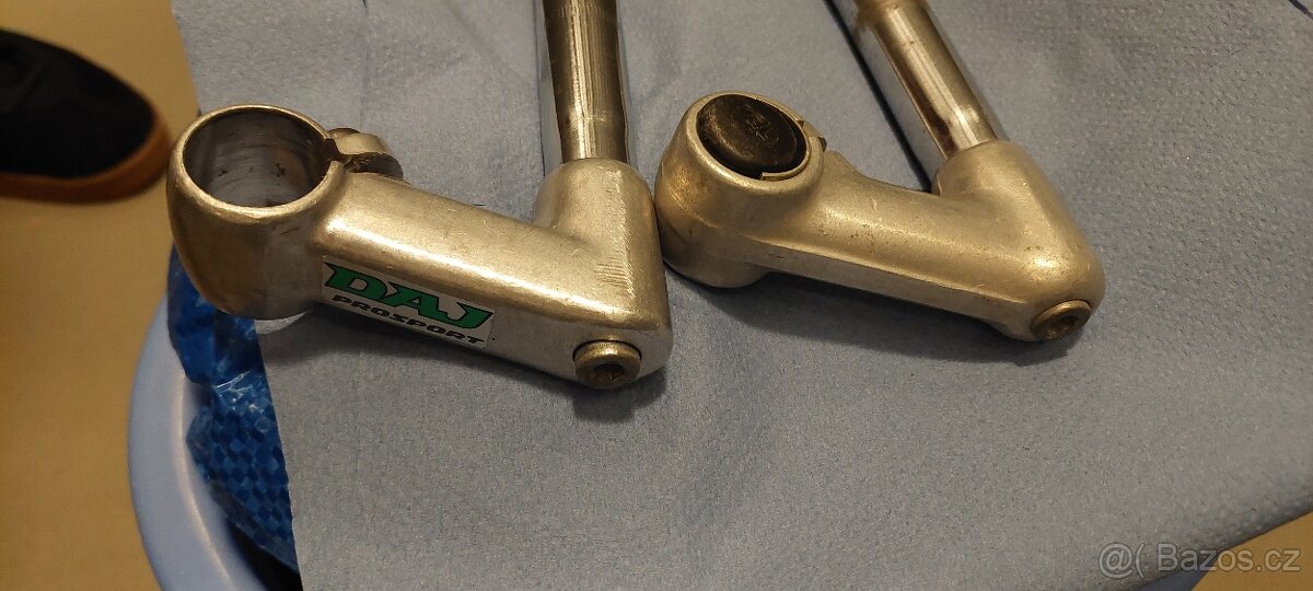 Silnicni kolo Favorit 2x predstavec na řidítka