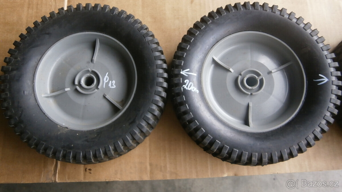 Kolečka na sekačku