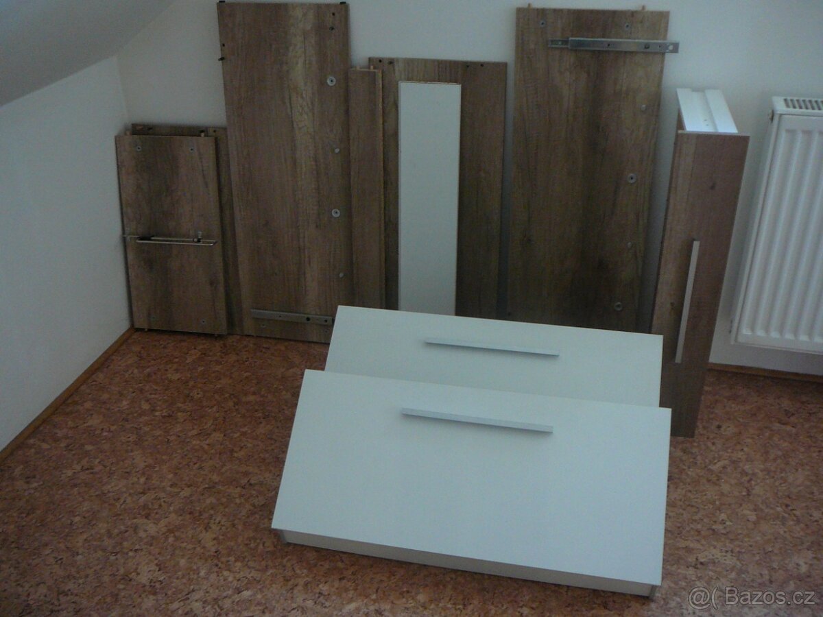 Stěna do předsíně