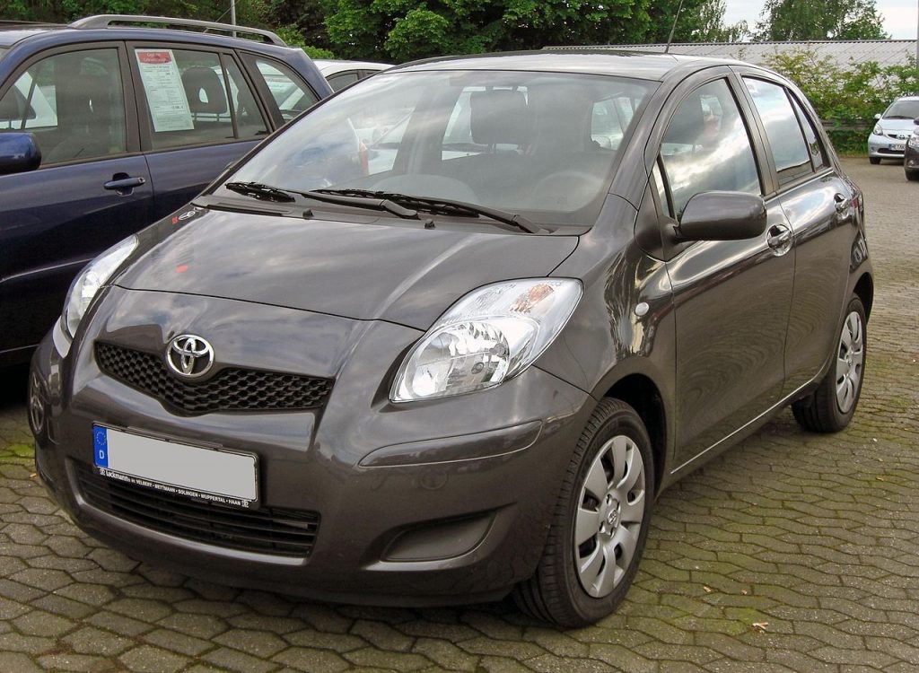 Zadní náprava Toyota Yaris 2, 2005-2010 bubnová